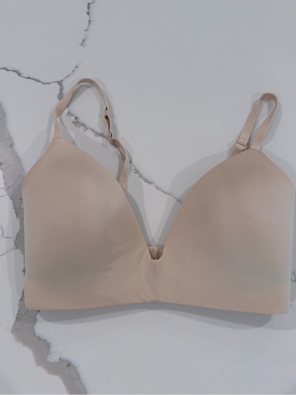 SKIMS Soft Nude Wireless T-Shirt Bra 32DD